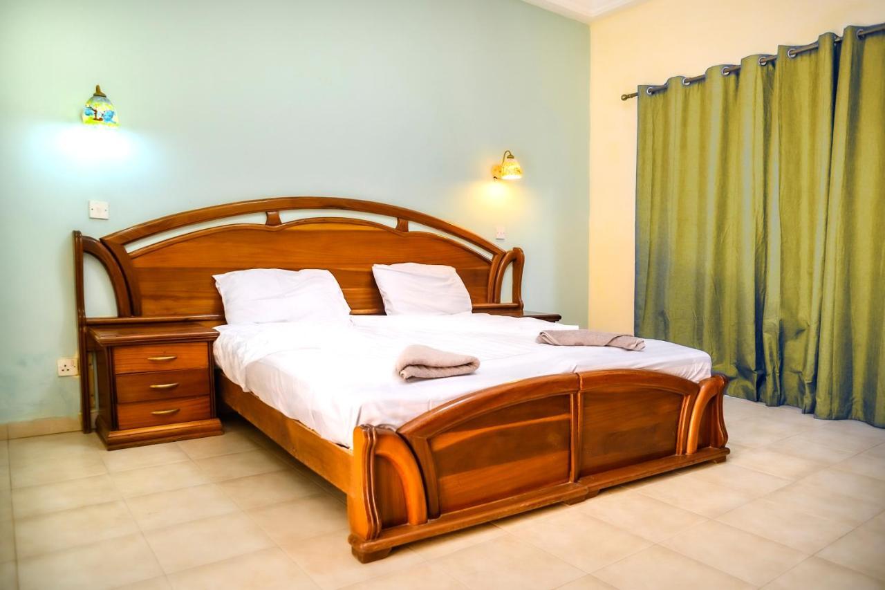 Palm Beach Hotel Kotu Extérieur photo