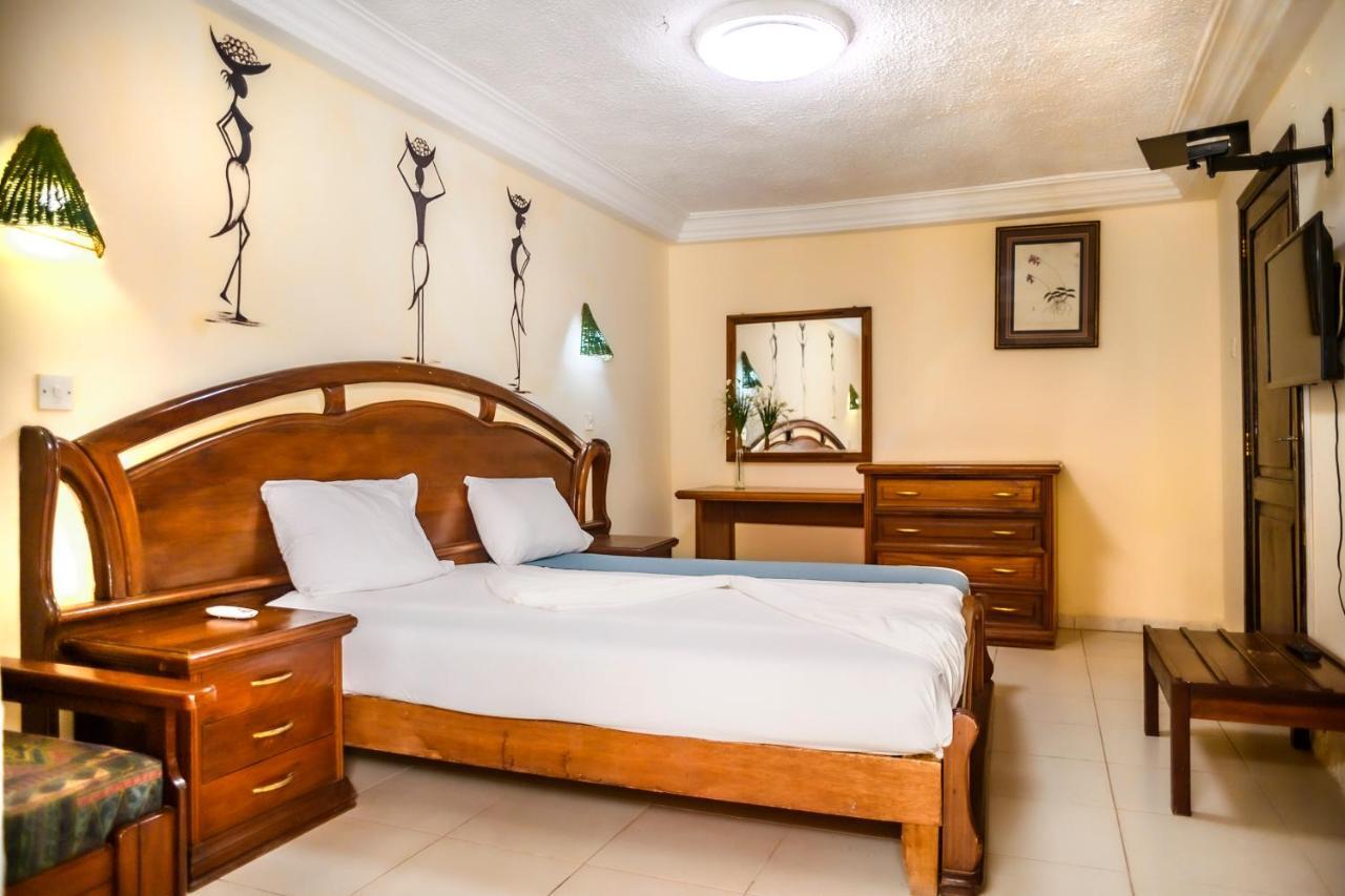 Palm Beach Hotel Kotu Extérieur photo